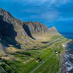 Vakantiehuis Old Airport Vaeroy