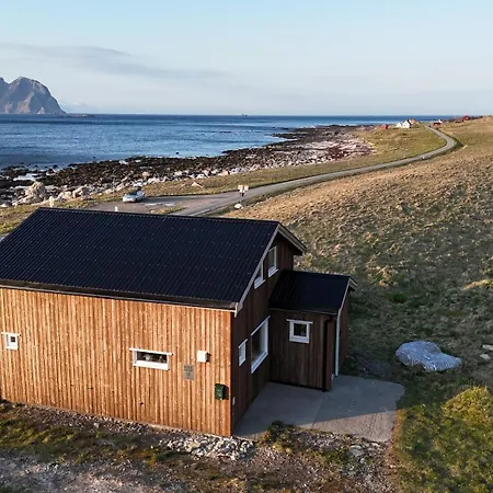 Holiday home Old Airport Vaeroy